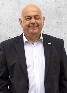 Retrato Wolfgang Wiedemann, Director de Consultoría de Ventas de Aplicaciones Retrato Wolfgang Wiedemann, Director de Consultoría de Ventas de Aplicaciones